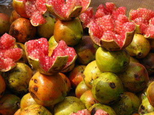 dried pomegranates
